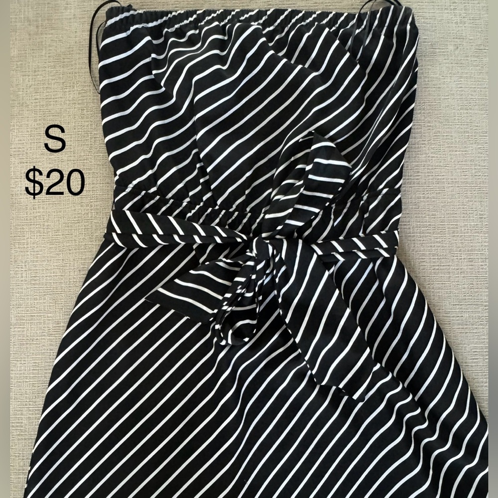 Strapless EXPRESS dress